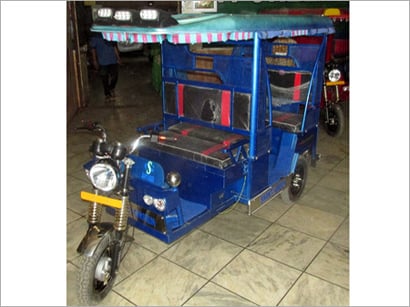 Shakti Auto Green Battery Rickshaw