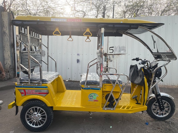 Davrath Express E Rickshaw Price in Agra