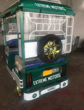 Extreme Motors Battery Operated Passenger E Rickshaw