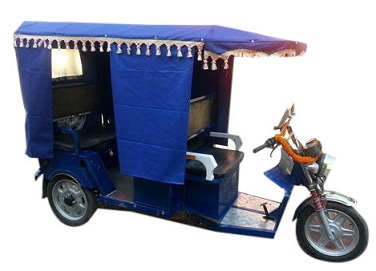 Gram Tarang Battery Powered E Rickshaw