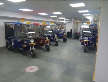 NHD Super Electric Rickshaw