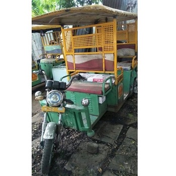 SIMBA Battery Operated Passenger E Rickshaw